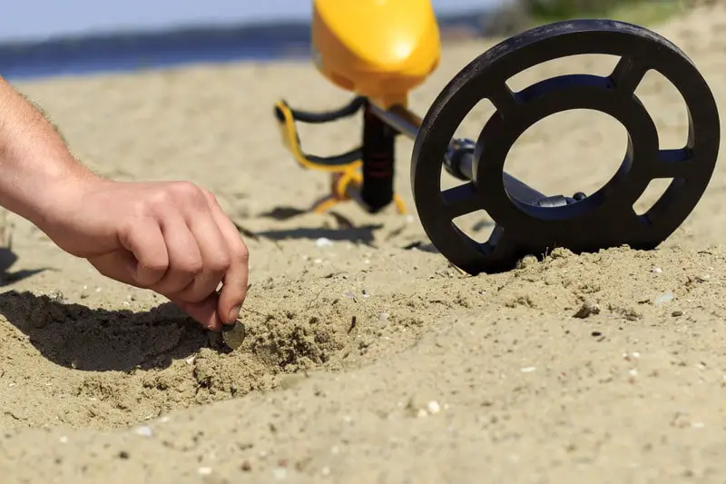 find with metal detector on the beach