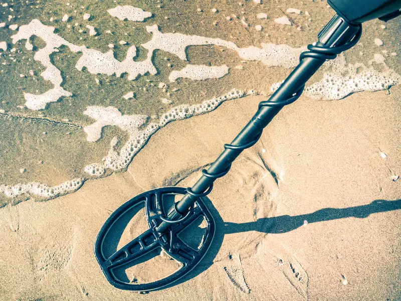 metal detector on the beach