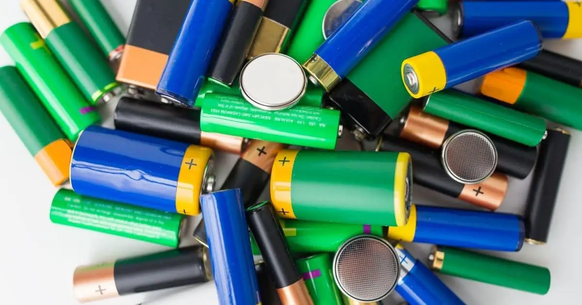 A pile of assorted batteries.