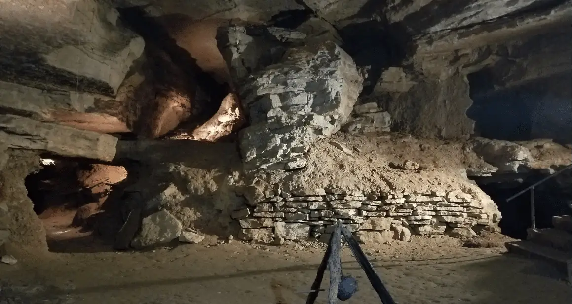 Old Spanish Treasure Cave